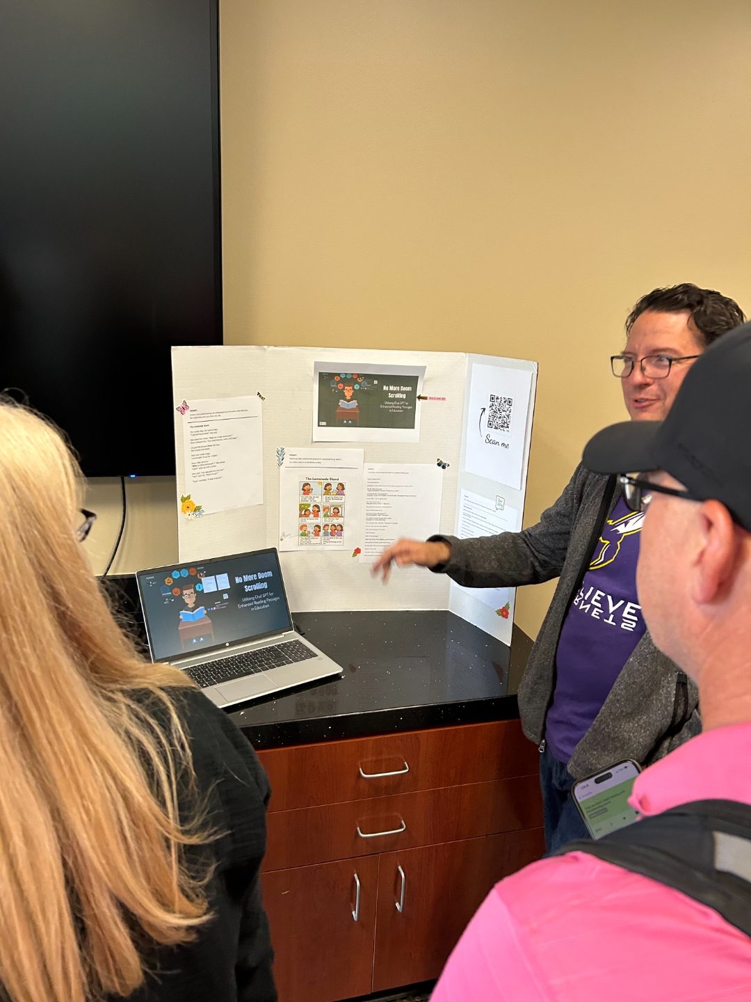 Welcome at the entrance